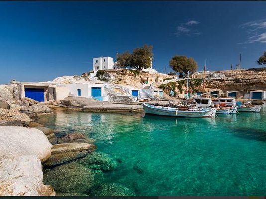 Έρευνα ΙΕΛΚΑ: Μόνο ένας στους δύο σχεδιάζει να πάει διακοπές φέτος