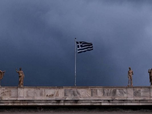 Σε περίπτωση που δεν το καταλάβατε, η Ελλάδα έχει γίνει η φτωχότερη χώρα στην ΕΕ!