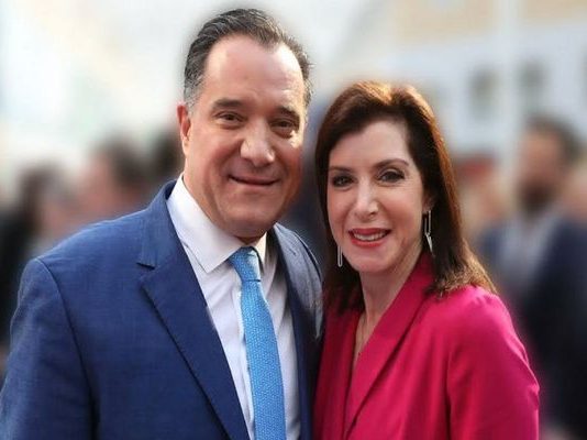 Η ισονομία βλάπτει σοβαρά τους πολιτικούς