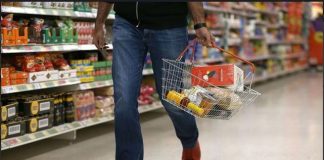 Ρεκόρ τριετίας κατέρριψε ο πληθωρισμός – Οι καταναλωτές λυγίζουν, οι επιχειρήσεις αντέχουν