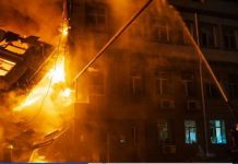 Σφοδρή ρωσική επίθεση με δεκάδες Geran-2 & Geran-3 στην Οδησσό – Χτυπήθηκε το λιμάνι (βίντεο)
