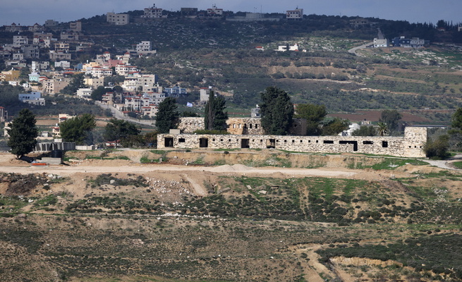 Israel re-establishes presence in Israeli settlement in the northern West Bank