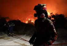 «Οι πυροσβέστες νιώθουν απροστάτευτοι»: Νεκροί και τραυματίες, υπερεργασία, 3 εκατ. απλήρωτα ρεπό και απουσία εκπαίδευσης