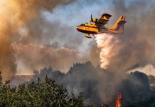 Πύρινη κόλαση στη Χαλκιδική: Μαίνεται ανεξέλεγκτη η μεγάλη φωτιά – Εκκενώνονται Σίβηρη και Φούρκα, μάχη με 16 εναέρια μέσα