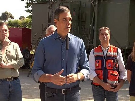 Π.Σάντσεθ: «Γιατί κατηγορείτε την Ισπανία; Από το 2021 πέρασαν από την Ελλάδα 260.000 παράνομοι μετανάστες»!