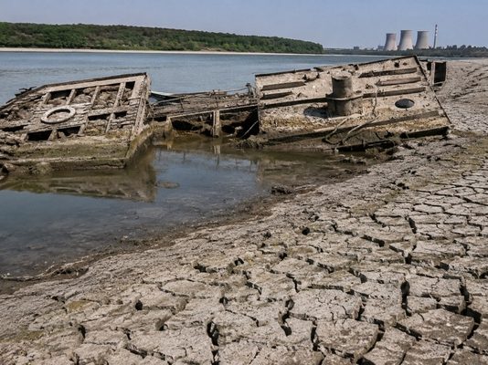 Ξηρασία – σοκ στον Δούναβη γονατίζει την Ευρώπη – Παραλύουν οι πυρηνικοί σταθμοί, τρόμος μπρος στο ολικό blackout