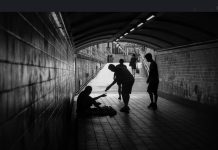 H Eurostat διαλύει το αφήγημα Μητσοτάκη περί βελτίωσης της ζωής των Ελλήνων – Αυξήθηκε η φτώχεια από το 2019