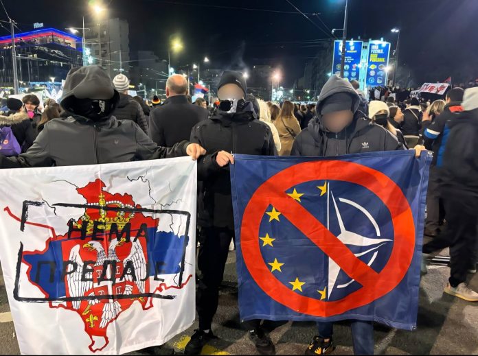 0-2.jpg1
