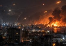 «Άνοιξαν οι πύλες της κόλασης»: Ρωσικό σφυροκόπημα με 309 βόμβες, 250 drones στην Ουκρανία – Καταιγισμός στη Zaporizhia