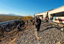 Ισπανία: Σύγκρουση τρένων με τουλάχιστον 39 νεκρούς (βίντεο)- Δύο τρένα υψηλής ταχύτητας συγκρούστηκαν