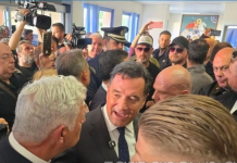 Χαμός στο Νοσοκομείο Χανίων: Αποδοκιμασίες και ένταση με τον Άδωνι (βίντεο)